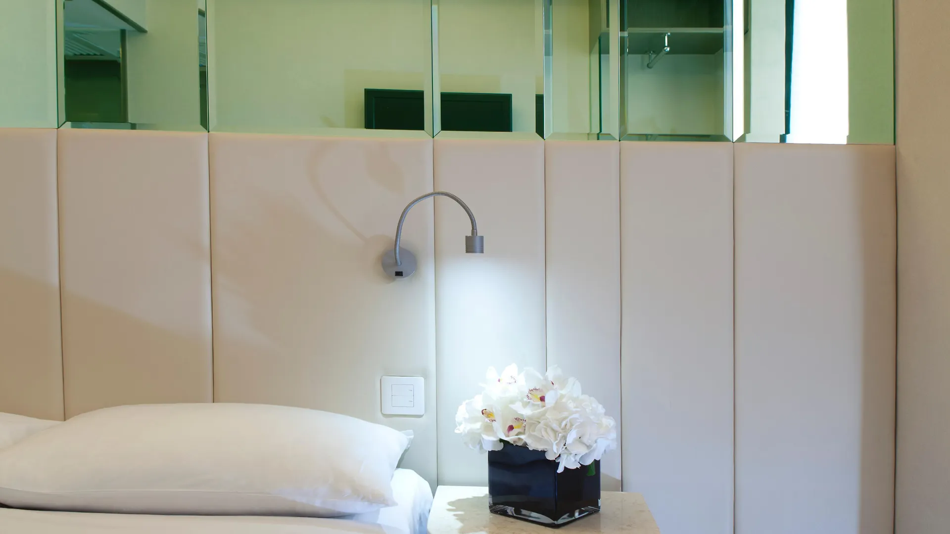 Silka Seaview Hotel Hong Kong